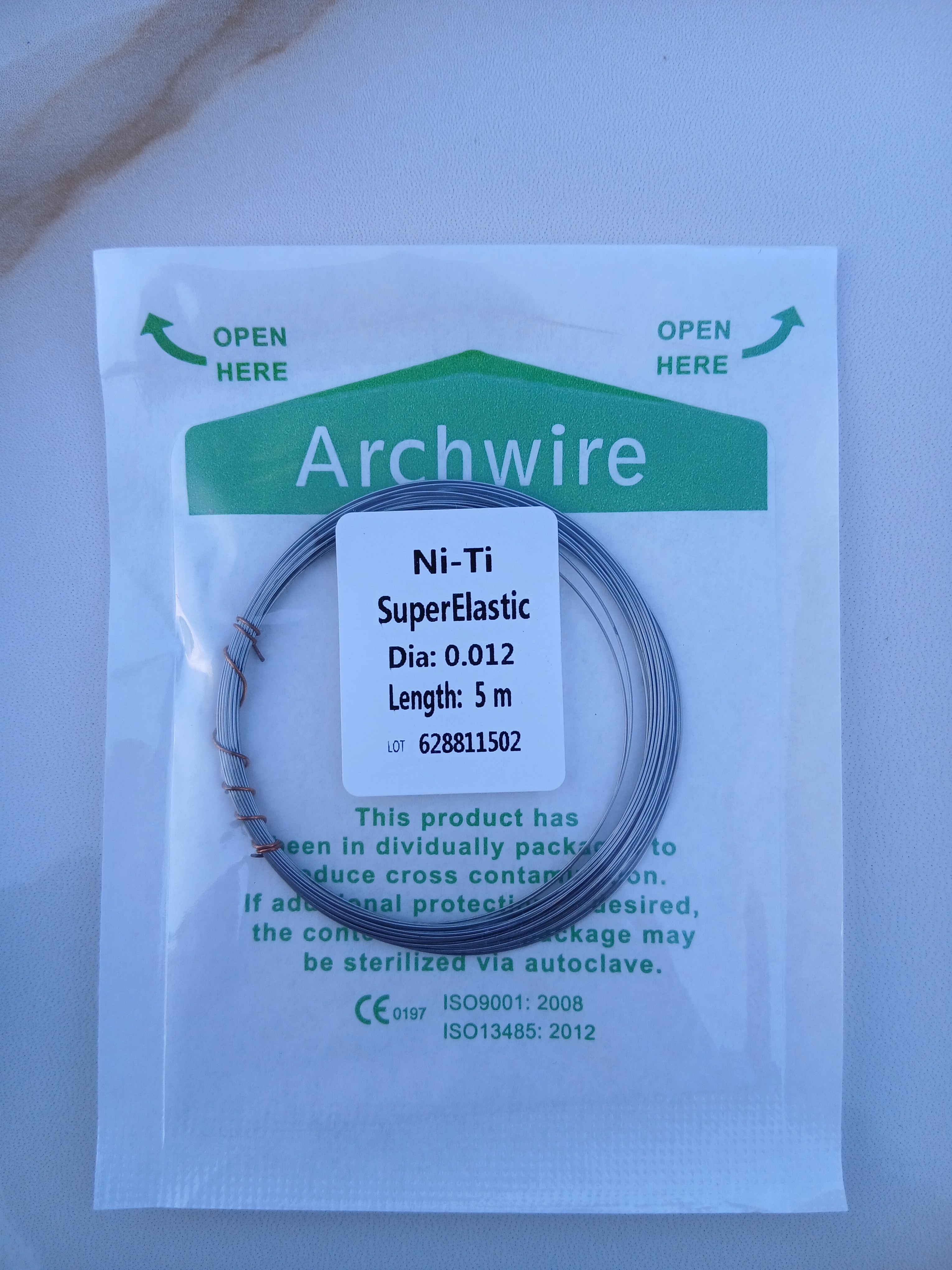 STRAIGHT WIRE